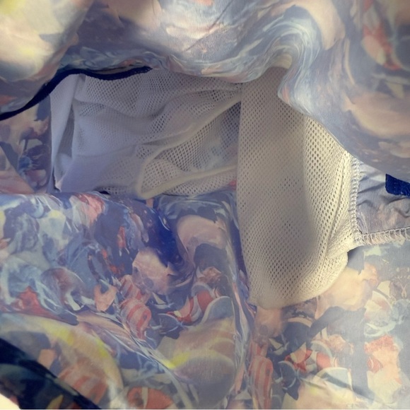 NWT Calzedonia Blue Patterned Men’s Swim Trunks Size L - Picture 5 of 7